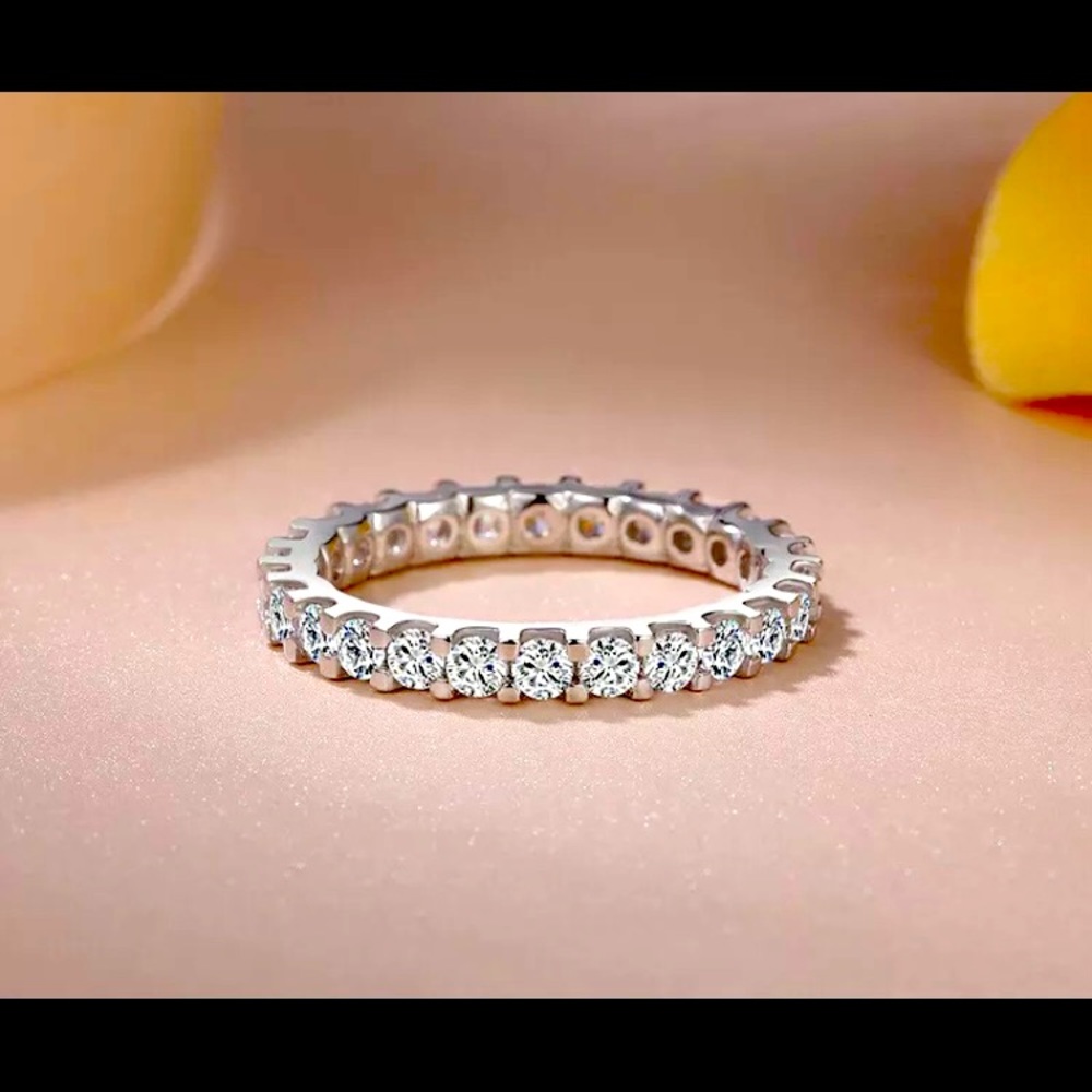 CZ Eternity band - Picture 3 of 7